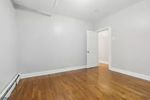 162 Fairview Ave, Jersey City, NJ 07304 - Photo 17