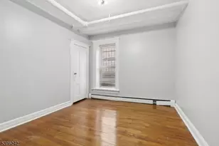 162 Fairview Ave, Jersey City, NJ 07304 - Photo 15