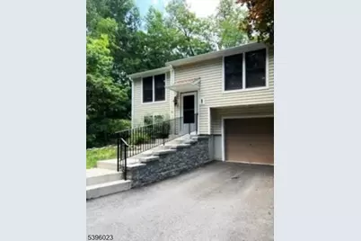 1 Pippin Ln, Hardyston Township, NJ 07419 - Photo 1