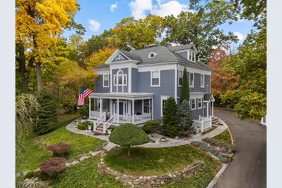 18 Stockton Pl, Nutley, NJ 07110 - Photo 5