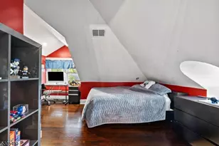 18 Stockton Pl, Nutley, NJ 07110 - Photo 27