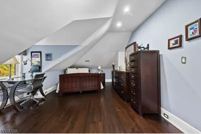 18 Stockton Pl, Nutley, NJ 07110 - Photo 33