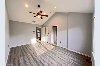 22 Constitution Way, Bernards Township, NJ 07920 - Photo 9