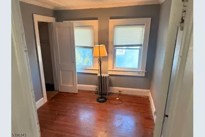 95 Farragut Rd, North Plainfield, NJ 07062 - Photo 29