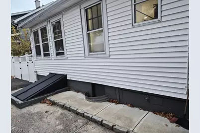 95 Farragut Rd, North Plainfield, NJ 07062 - Photo 23