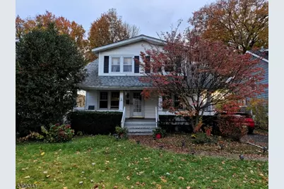 95 Farragut Rd, North Plainfield, NJ 07062 - Photo 1