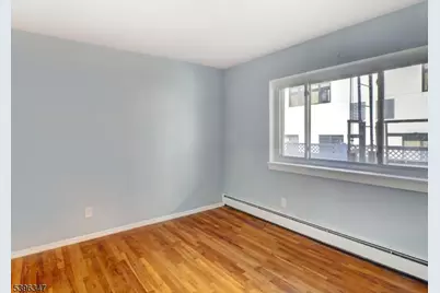 372 Valley St #5F, South Orange, NJ 07079 - Photo 9