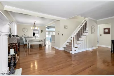 21 Sunrise Ave, Bloomingdale, NJ 07403 - Photo 7