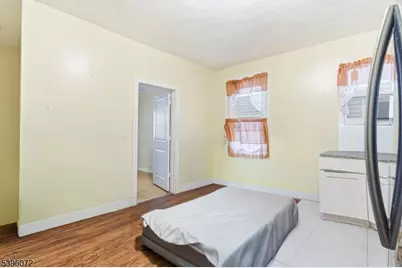 53 Stockman Pl, Irvington, NJ 07111 - Photo 5