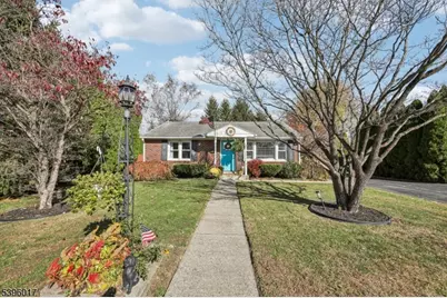 827 Culkin St, Phillipsburg, NJ 08865 - Photo 1