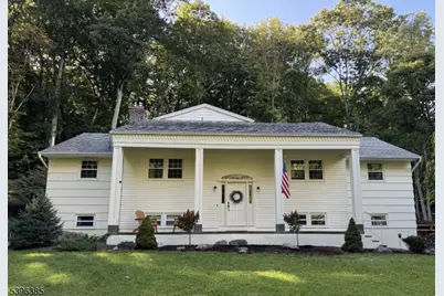 7 Kentbrook Ter, Kinnelon, NJ 07405 - Photo 1