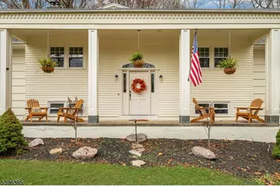 7 Kentbrook Ter, Kinnelon, NJ 07405 - Photo 3