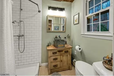 7 Kentbrook Ter, Kinnelon, NJ 07405 - Photo 23