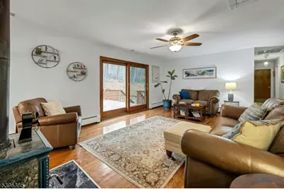 7 Kentbrook Ter, Kinnelon, NJ 07405 - Photo 9