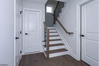 19 John St, Sayreville Boro, NJ 08857 - Photo 9