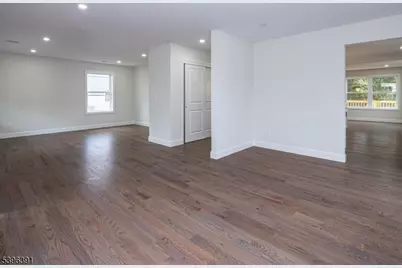 19 John St, Sayreville Boro, NJ 08857 - Photo 5