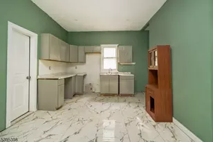 71 W Alpine St, Newark, NJ 07108 - Photo 11