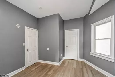 71 W Alpine St, Newark, NJ 07108 - Photo 19