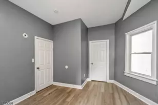 71 W Alpine St, Newark, NJ 07108 - Photo 19