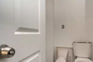 71 W Alpine St, Newark, NJ 07108 - Photo 7