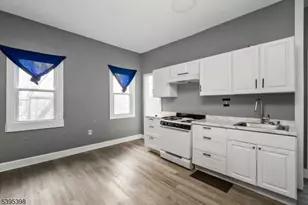 71 W Alpine St, Newark, NJ 07108 - Photo 21