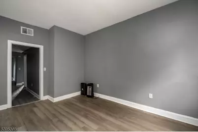 71 W Alpine St, Newark, NJ 07108 - Photo 17