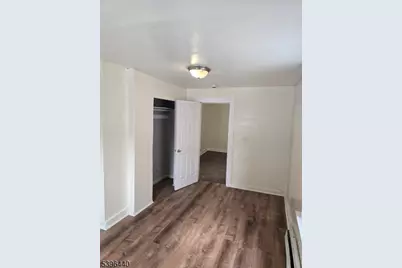 310 E Jersey St, Elizabeth, NJ 07206 - Photo 9