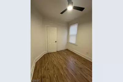 233 S Clinton St, East Orange, NJ 07018 - Photo 5