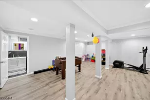 24 Leah Way, Parsippany, NJ 07054 - Photo 13