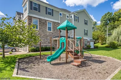 616 Lopez Ln, Morris Plains, NJ 07950 - Photo 25