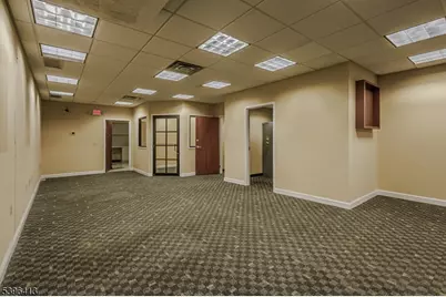 198 Jefferson St, Newark, NJ 07105 - Photo 5