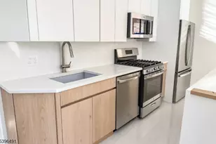 167 Chapman St, Orange, NJ 07050 - Photo 3