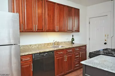 85-87 Grove St Unit 87A, Somerville, NJ 08876 - Photo 5
