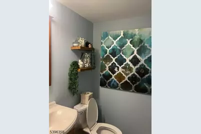 199 Hyde Park Rd, Franklin Township, NJ 08873 - Photo 9