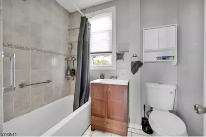 126 Macarthur Ave, Garfield, NJ 07026 - Photo 23