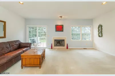 91 Rhyan Dr, Parsippany, NJ 07054 - Photo 17