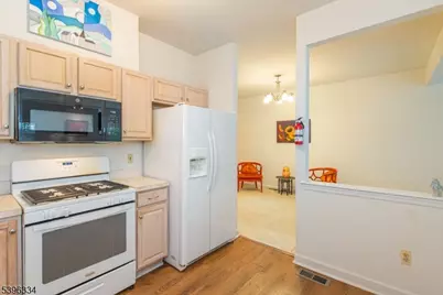 91 Rhyan Dr, Parsippany, NJ 07054 - Photo 13