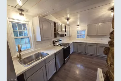 97 Fairmount Rd, Tewksbury Township, NJ 07830 - Photo 11