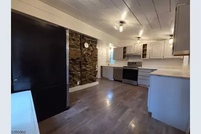 97 Fairmount Rd, Tewksbury Township, NJ 07830 - Photo 9