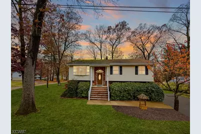 27 High Crest Dr, Vernon Twp., NJ 07419 - Photo 1