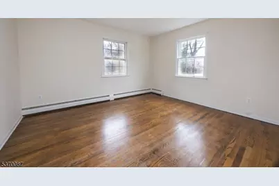 27 High Crest Dr, Vernon Twp., NJ 07419 - Photo 9