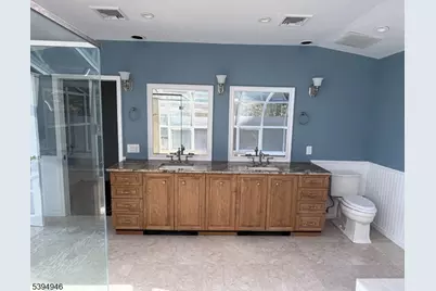 4 Vista Ln, Bethlehem Township, NJ 08804 - Photo 9