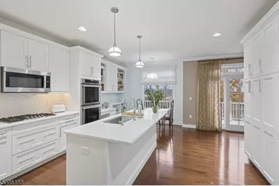 28 Metzger Dr #28, West Orange Township, NJ 07052 - Photo 5