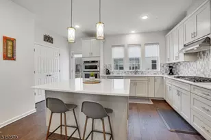 24 Braeburn Ct, Livingston Twp., NJ 07039 - Photo 13