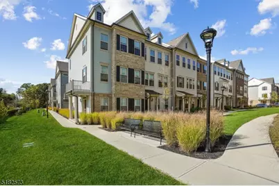 24 Braeburn Ct, Livingston Twp., NJ 07039 - Photo 1