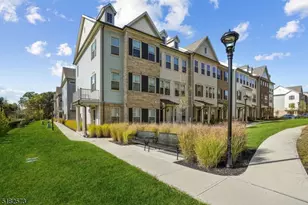 24 Braeburn Ct, Livingston Twp., NJ 07039 - Photo 1