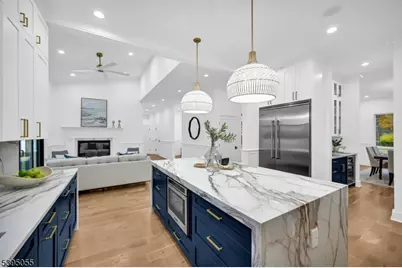 22 Brookside Pl, Livingston, NJ 07039 - Photo 9