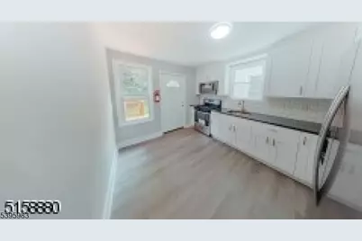 32 Meadow St, East Orange, NJ 07017 - Photo 7