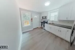 32 Meadow St, East Orange, NJ 07017 - Photo 7