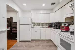 366 Hoover Ave, Bloomfield, NJ 07003 - Photo 5